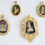 coll Miniature dame group